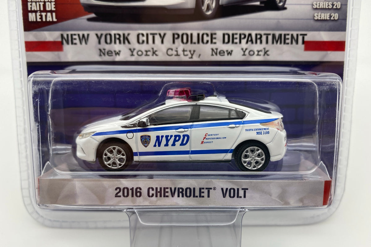 Greenlight 1/64 Hot Pursuit Series 20 - 2016 Chevrolet Volt - NYPD #42
