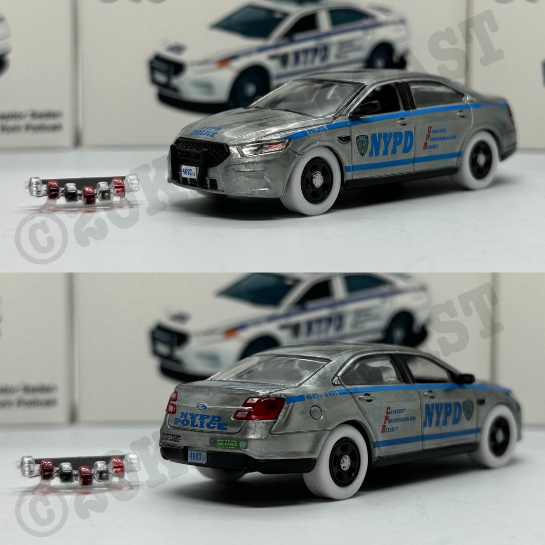 596 Model 1/64 2013 Ford Police Interceptor - New York City Police Department (NYPD) Chase Car (New)