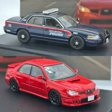 Load image into Gallery viewer, Rollin 1/64 Police Chase Scene two cars set (Ford Crown Victoria &amp; Subaru Impreza WRX)
