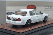 Load image into Gallery viewer, GOC 1/64 Ford Crown Victoria White (Police Version)
