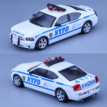 Load image into Gallery viewer, [Pre-Order] Rollin 1/64 2005 Dodge Charger - New York City Police Department (NYPD)
