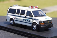 Load image into Gallery viewer, SunYork Model 1/43 Chevrolet Express -New York Police Department (NYPD)
