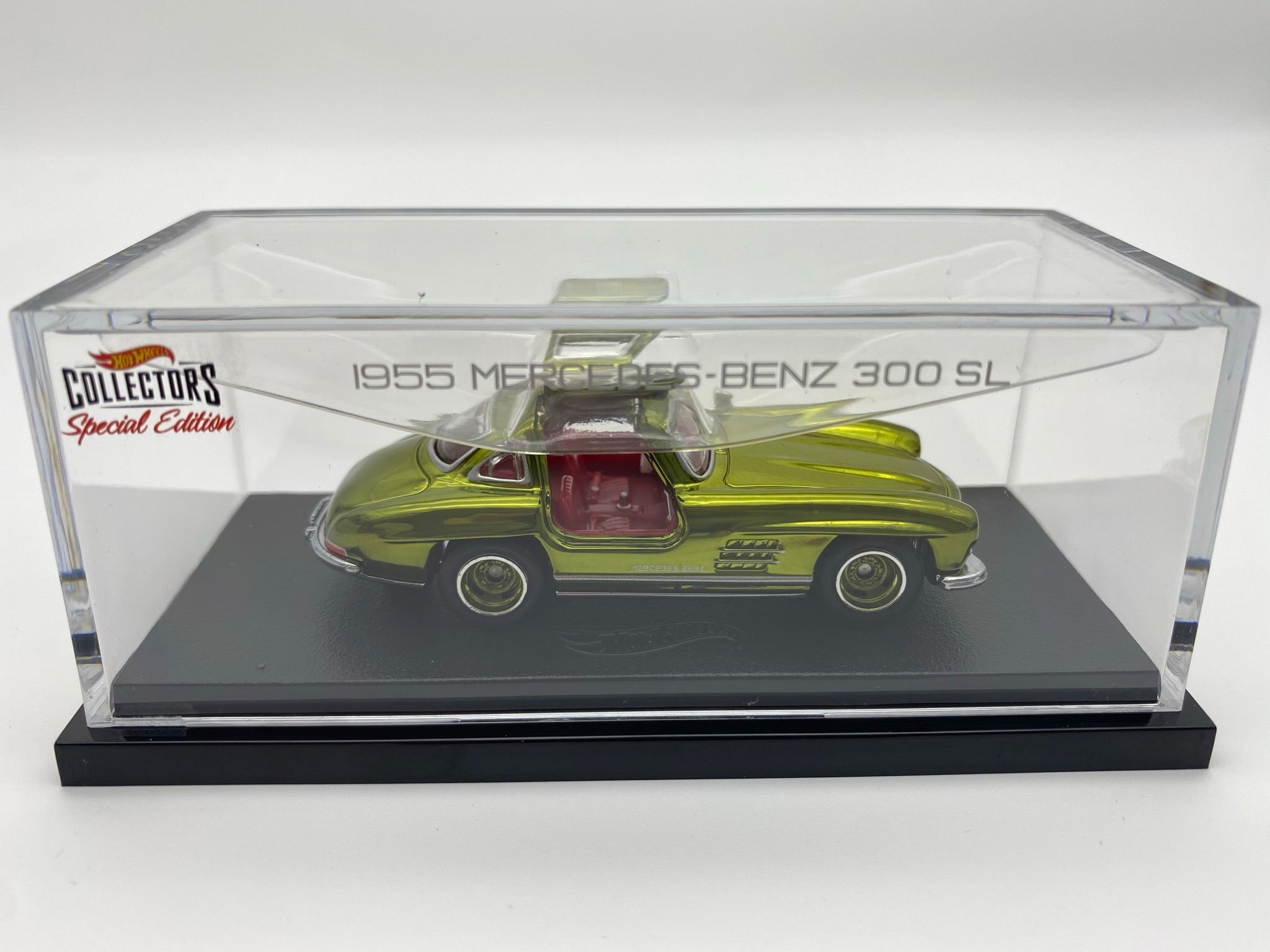 Hot Wheels ‘55 outlet Mercedes-Benz 300 SL olive spectraflame